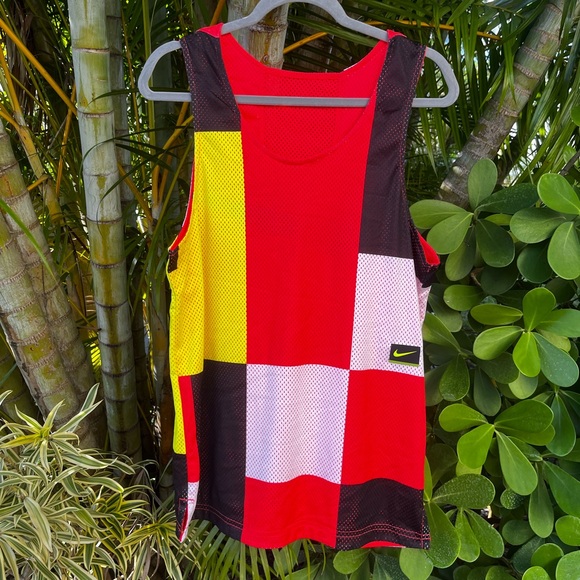 Reversible Nike Mesh Tank - Picture 15 of 15